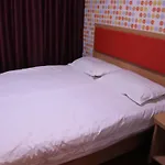 Shanghai Jingda Hotel